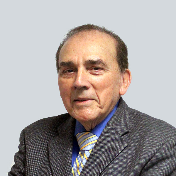 Dr. Jorge E. Estrella, MD Sr., Director Medical Affairs